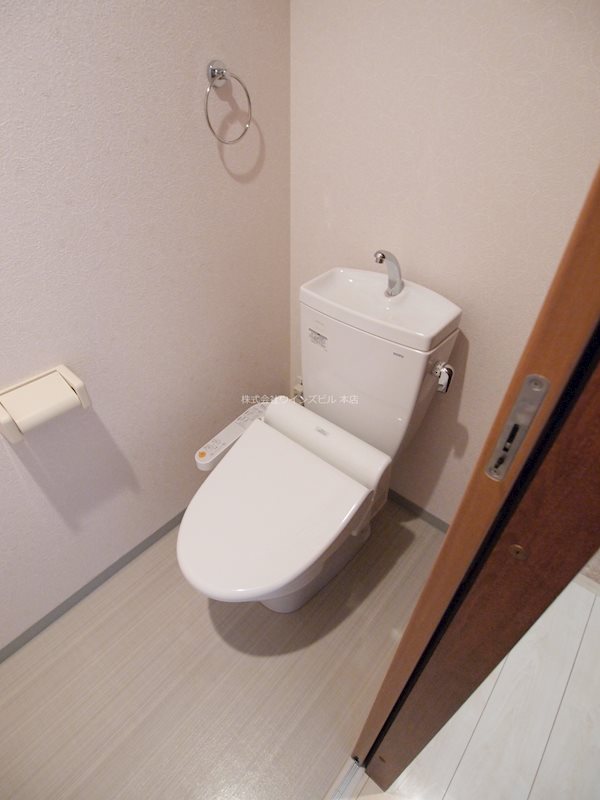 トイレ：ウォシュレット完備