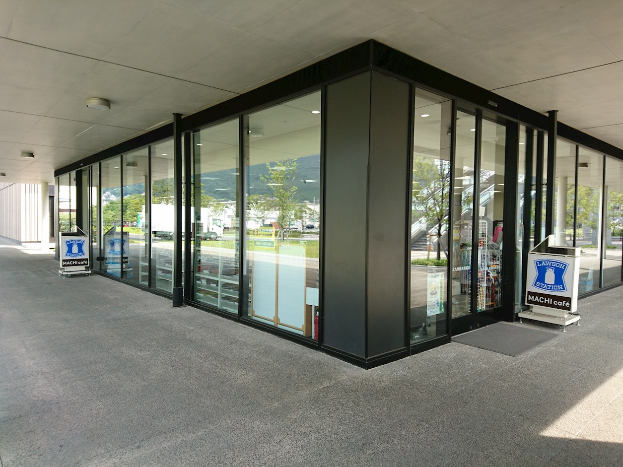 コンビ二：ﾛｰｿﾝ 北九州総合病院店　309m