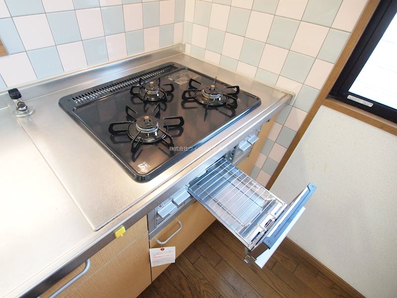 その他設備：都市ガス・さらに３口コンロで使いやすい♪
