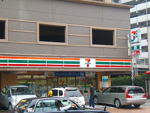 コンビ二：ｾﾌﾞﾝｲﾚﾌﾞﾝ 小倉片野3丁目店 　450m