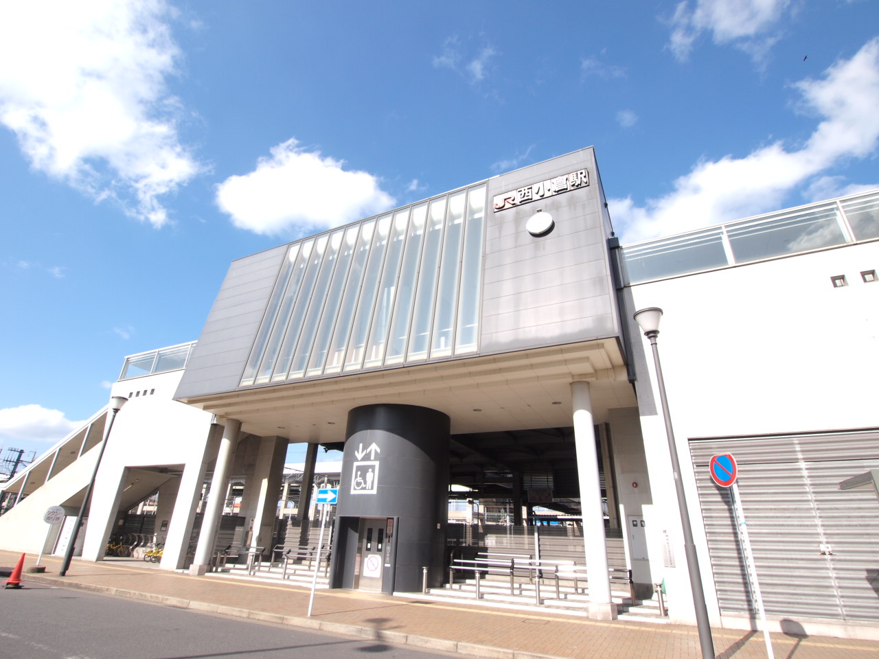 駅：JR西小倉駅　241m