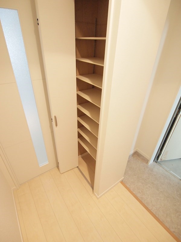 玄関：おすすめの物件です。