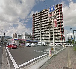 コンビ二：ﾛｰｿﾝ 八幡前田一丁目店　253m