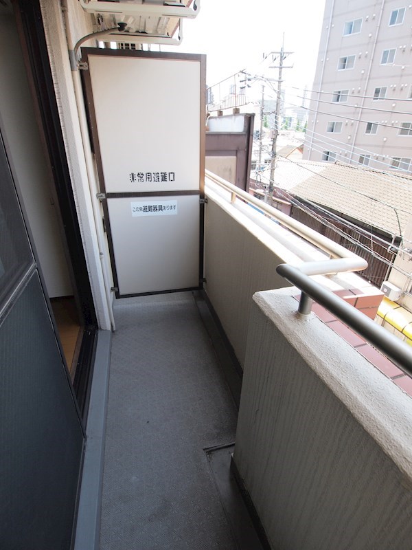 ベランダ：ベランダ。