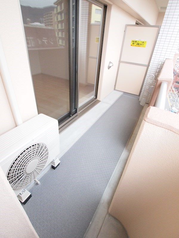 ベランダ：日当たりも良好です。