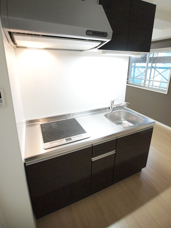 キッチン：※写真は類似物件のものになります。実際のお部屋は異なります。