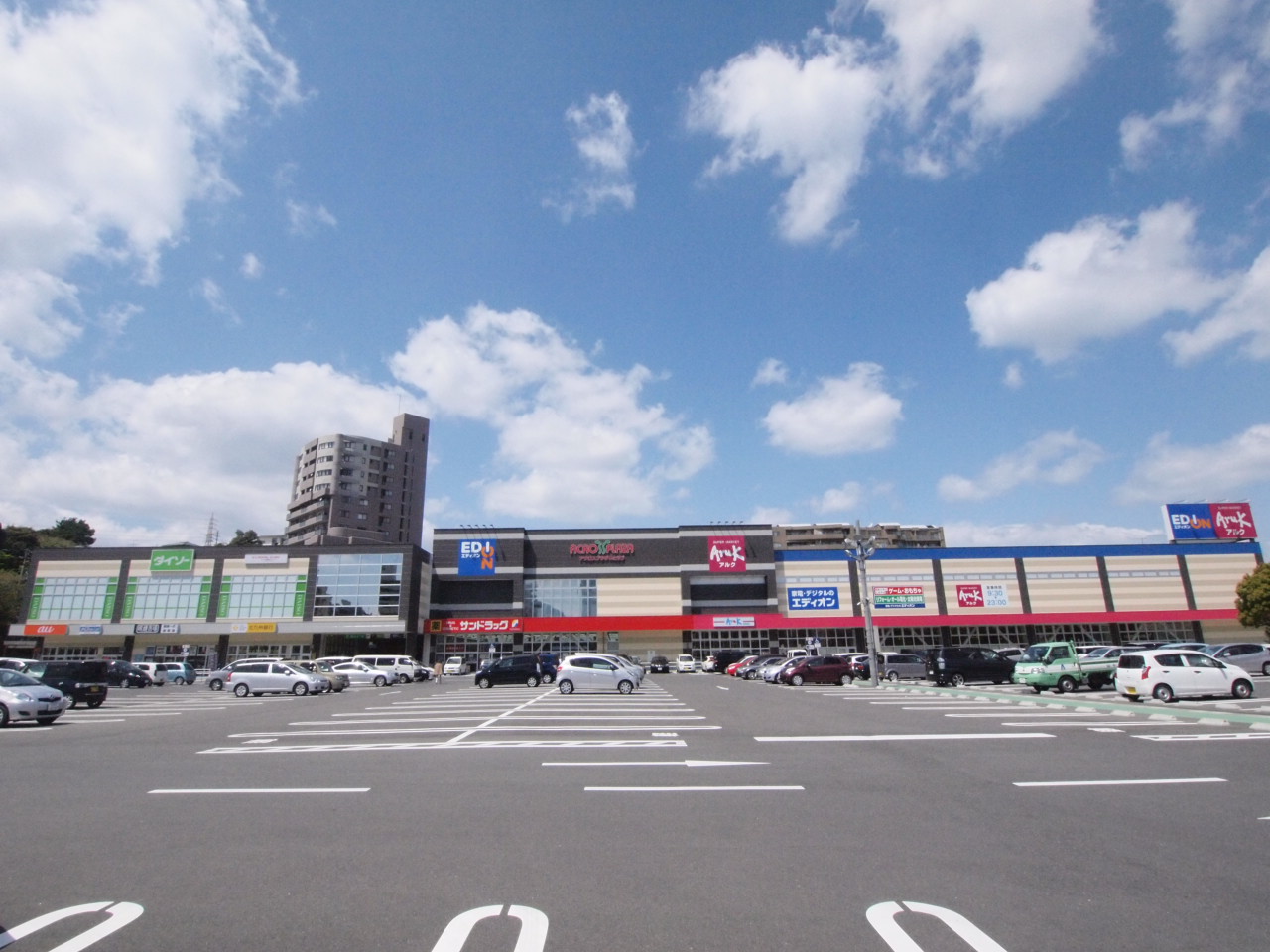 スーパー：Aruk(ｱﾙｸ) 到津店　879m