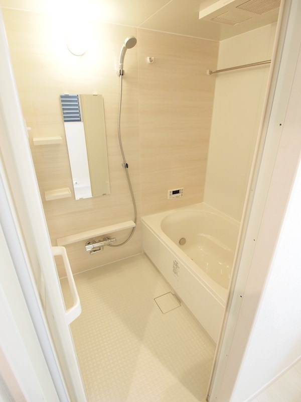 風呂画像：落ち着いた雰囲気のお部屋です。