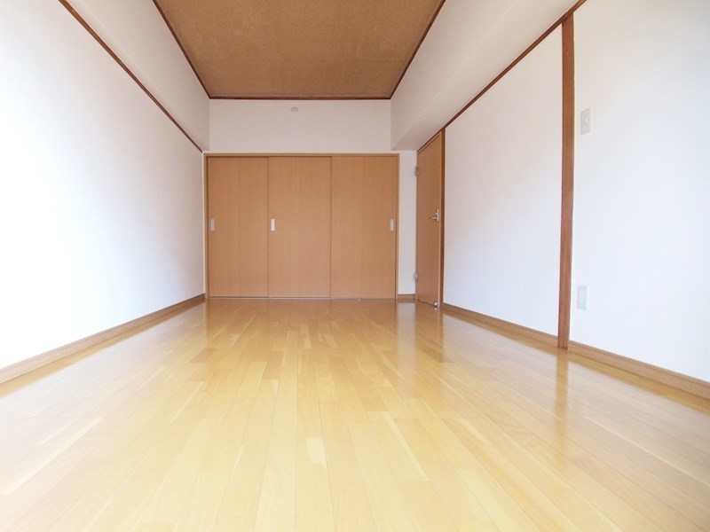 ベッドルーム：洋室もきれいになっています。