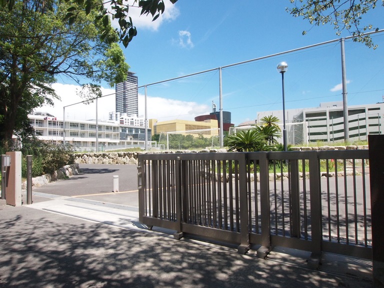 サンシャイン・プリンセス五番街 北九州市立思永中学校