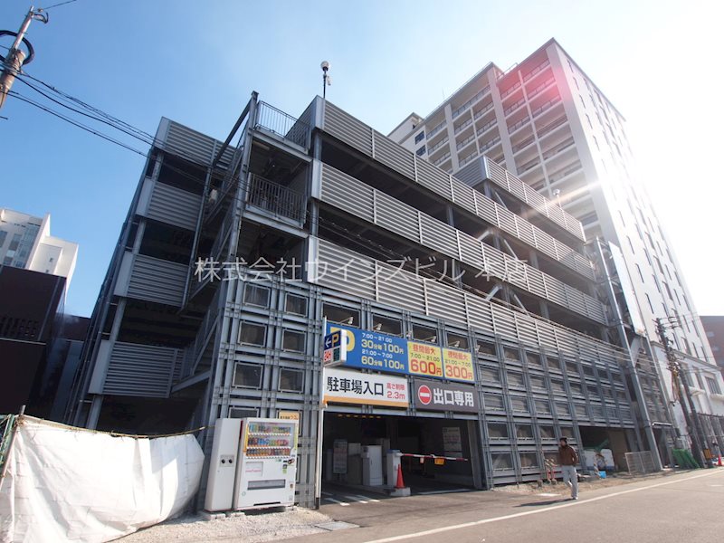 ハイコート浅野 立体駐車場（自走式）隣接。