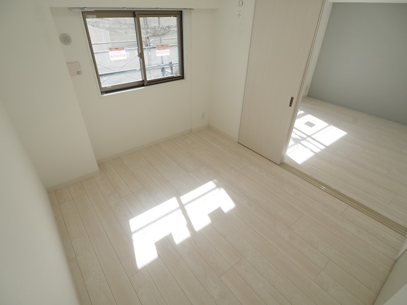 Mys Casette Kokura（ミースカセッタ小倉） 光が差し込み暖かみのある空間です